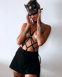 Bondage Body Gia