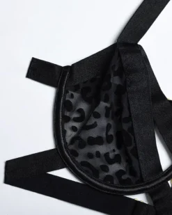 Bondage Body Monja