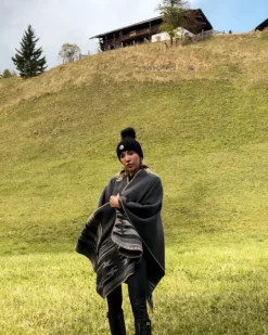 Cape Poncho Graz