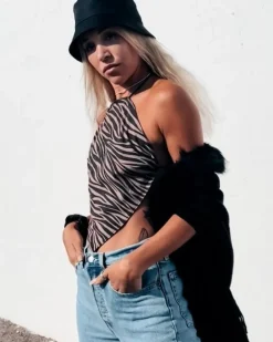 Crop Top Wild Zebra