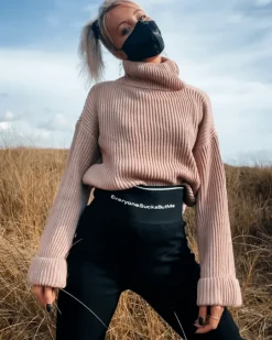 High-Waist Leggings "Everyone Sucks But Me"