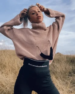 High-Waist Leggings "Everyone Sucks But Me"