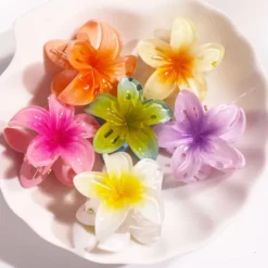 Kleine Blumen Haarklammer