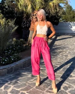 Pink Goa Hose Mindful