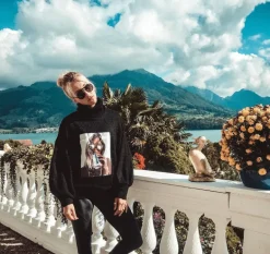 Rollkragen Pullover Good Vibes