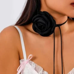 Rosen Choker The Elegante Rose