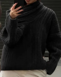 Schulterfreier langer Strickpullover Ingrid