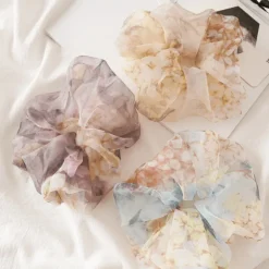 Scrunchie Agua Flores