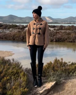 Stillvolle Kuschel Jacke Minka