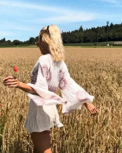 Weisse Om Wickel Bluse Ananda
