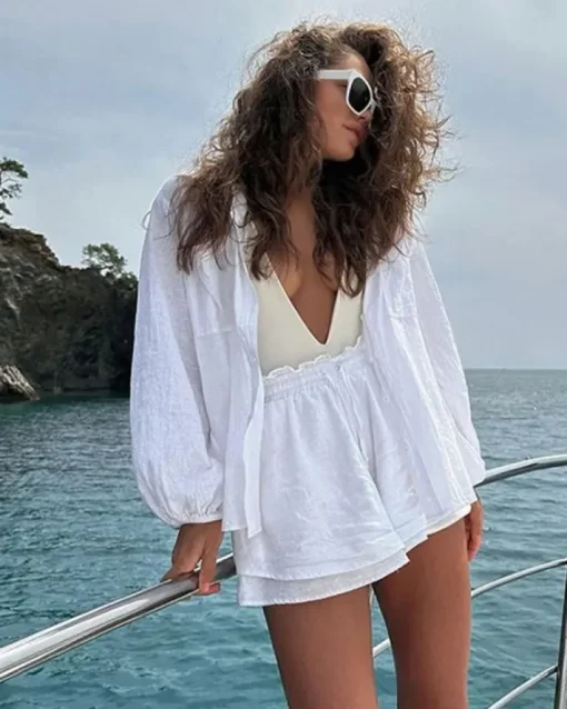 Weisses Set Shorts & Bluse Kaya